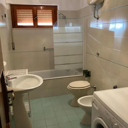 Homiday - Residenza Bizzarri Apartment Pineto