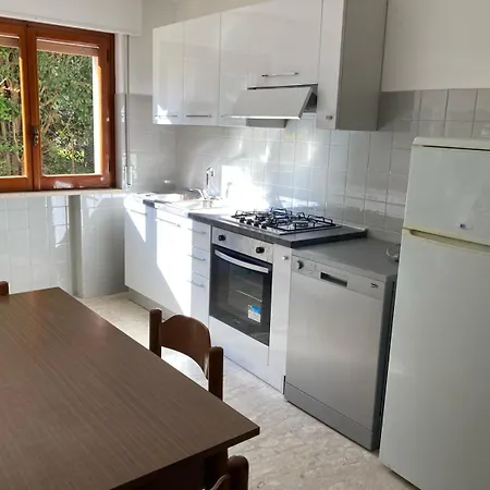 Homiday - Residenza Bizzarri Pineto