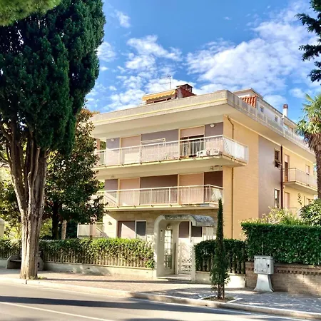 Appartement Homiday - Residenza Bizzarri *