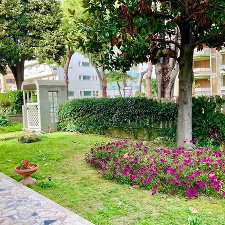 Appartement Homiday - Residenza Bizzarri Pineto