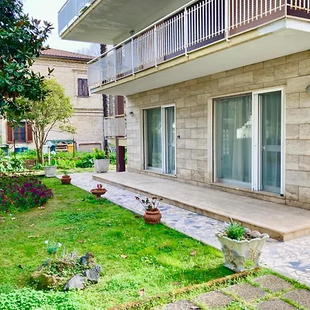 Apartment Homiday - Residenza Bizzarri